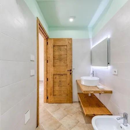 La Spiaggetta Aparthotel 3*