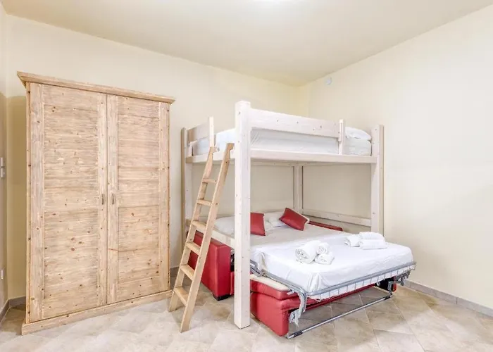 Aparthotel La Spiaggetta Torre San Giovanni