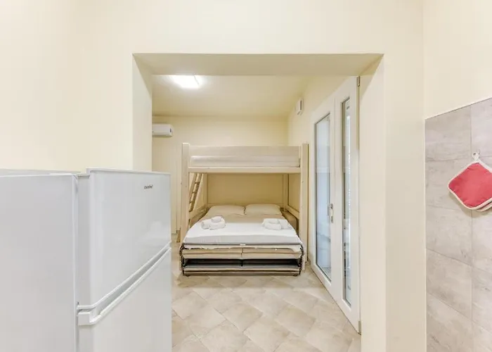 מלון דירות La Spiaggetta 3*